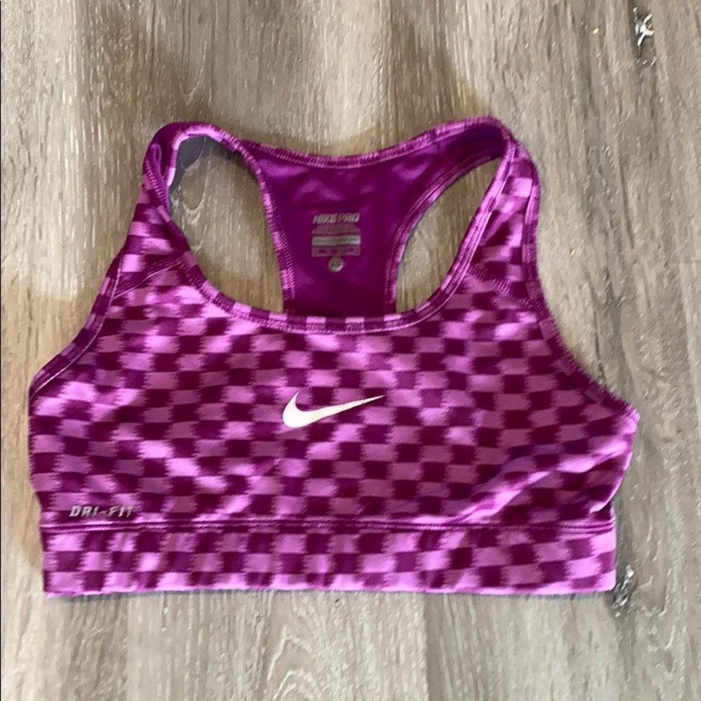 Sports bra